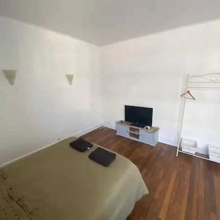 Studio Montrouge Proche Centre Extérieur photo
